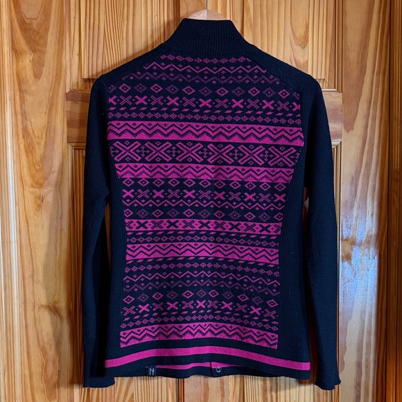 Neve Wool Black and Pink Geometric Zip-up Sweater - Picture 8 of 11